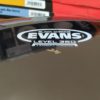 Pele para Tom/Caixa 13″ – Evans Black Chrome Filme Duplo Level 360º - Image 4